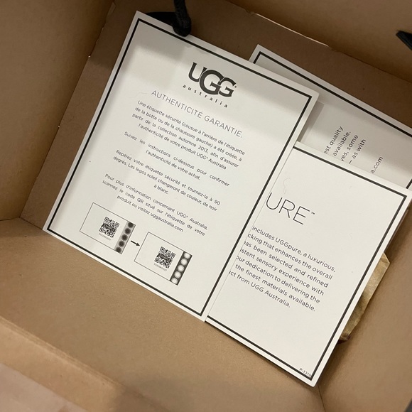 Purple Baby Uggs 2/3 - Picture 8 of 9